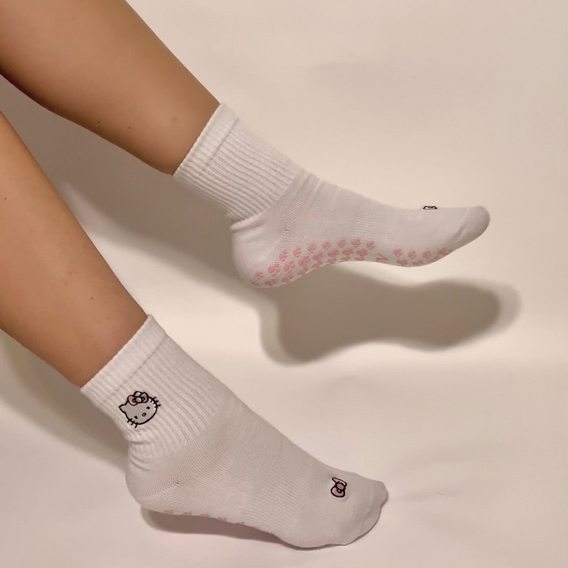 Aluna Socks x Hello Kitty - Purrfect in Pink Sock